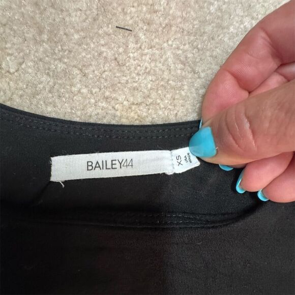 EUC Bailey44 Women's XS Black & White Floral Long Sleeve Knee Dress - Picture 3 of 5